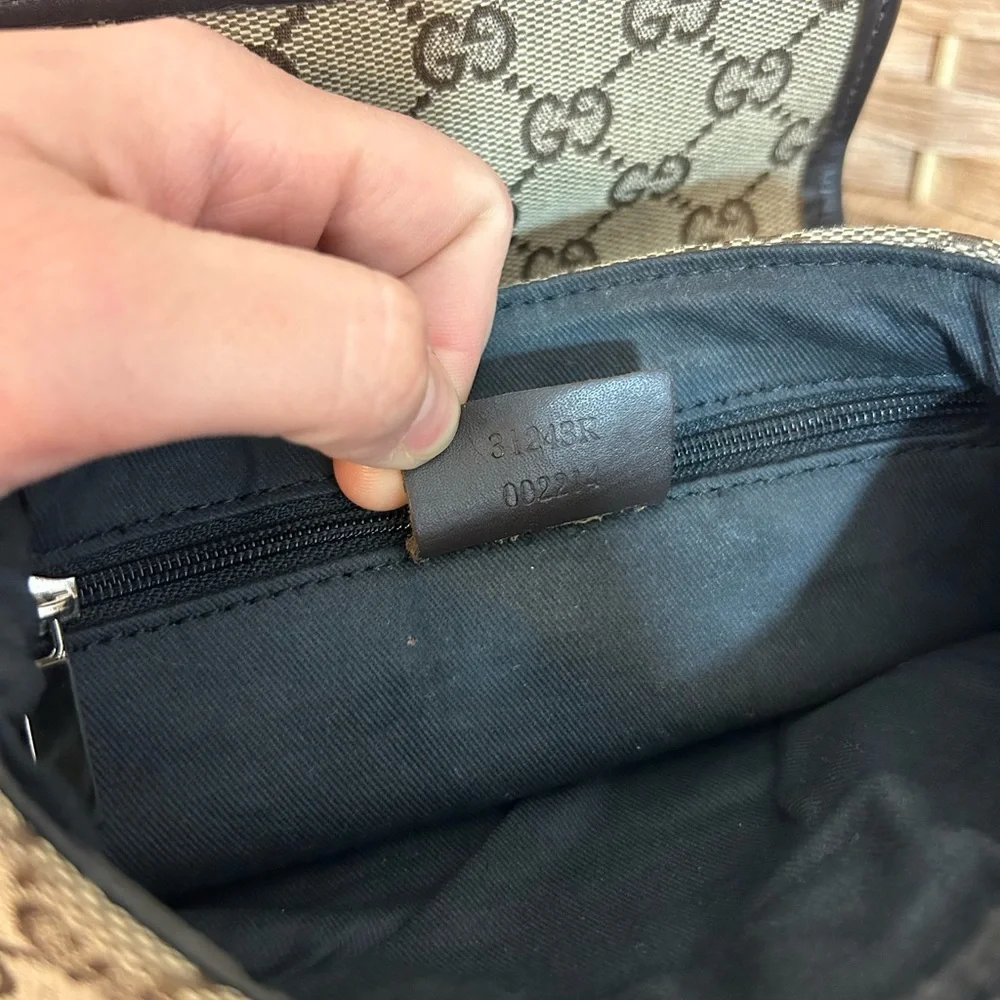 Gucci Brown GG Canvas Crossbody with Black Trim - Picture 11 of 12
